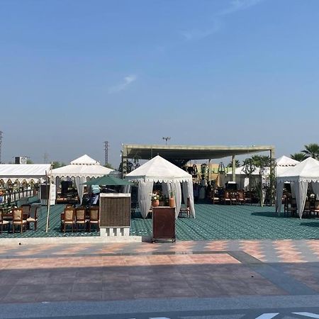 Grand Hotel Nawanshahr Nawāshahr エクステリア 写真