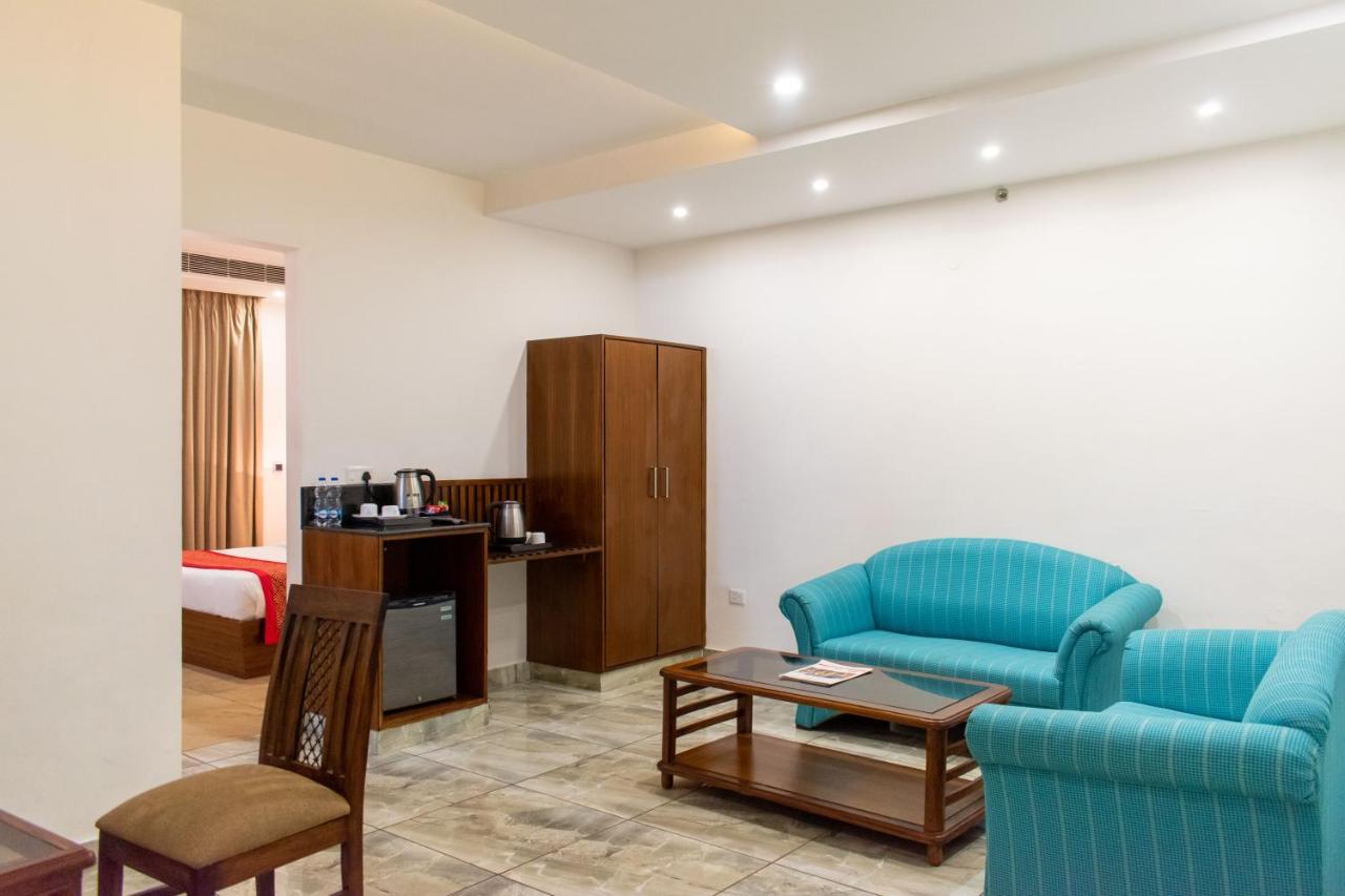 Grand Hotel Nawanshahr Nawāshahr エクステリア 写真