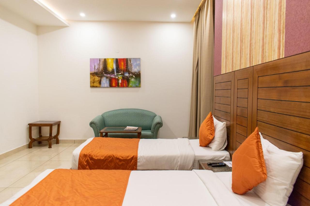 Grand Hotel Nawanshahr Nawāshahr エクステリア 写真