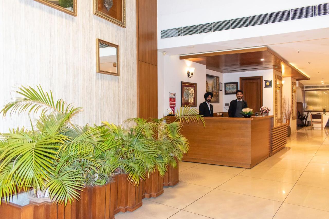 Grand Hotel Nawanshahr Nawāshahr エクステリア 写真