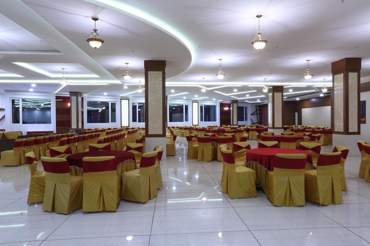 Grand Hotel Nawanshahr Nawāshahr エクステリア 写真