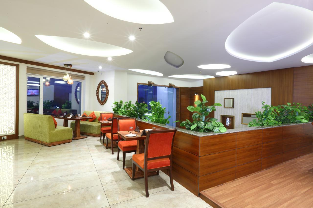 Grand Hotel Nawanshahr Nawāshahr エクステリア 写真