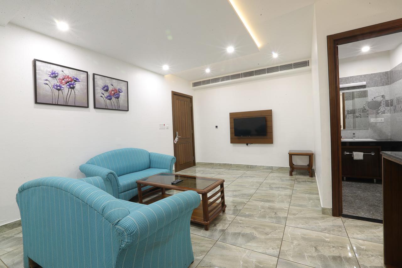 Grand Hotel Nawanshahr Nawāshahr エクステリア 写真