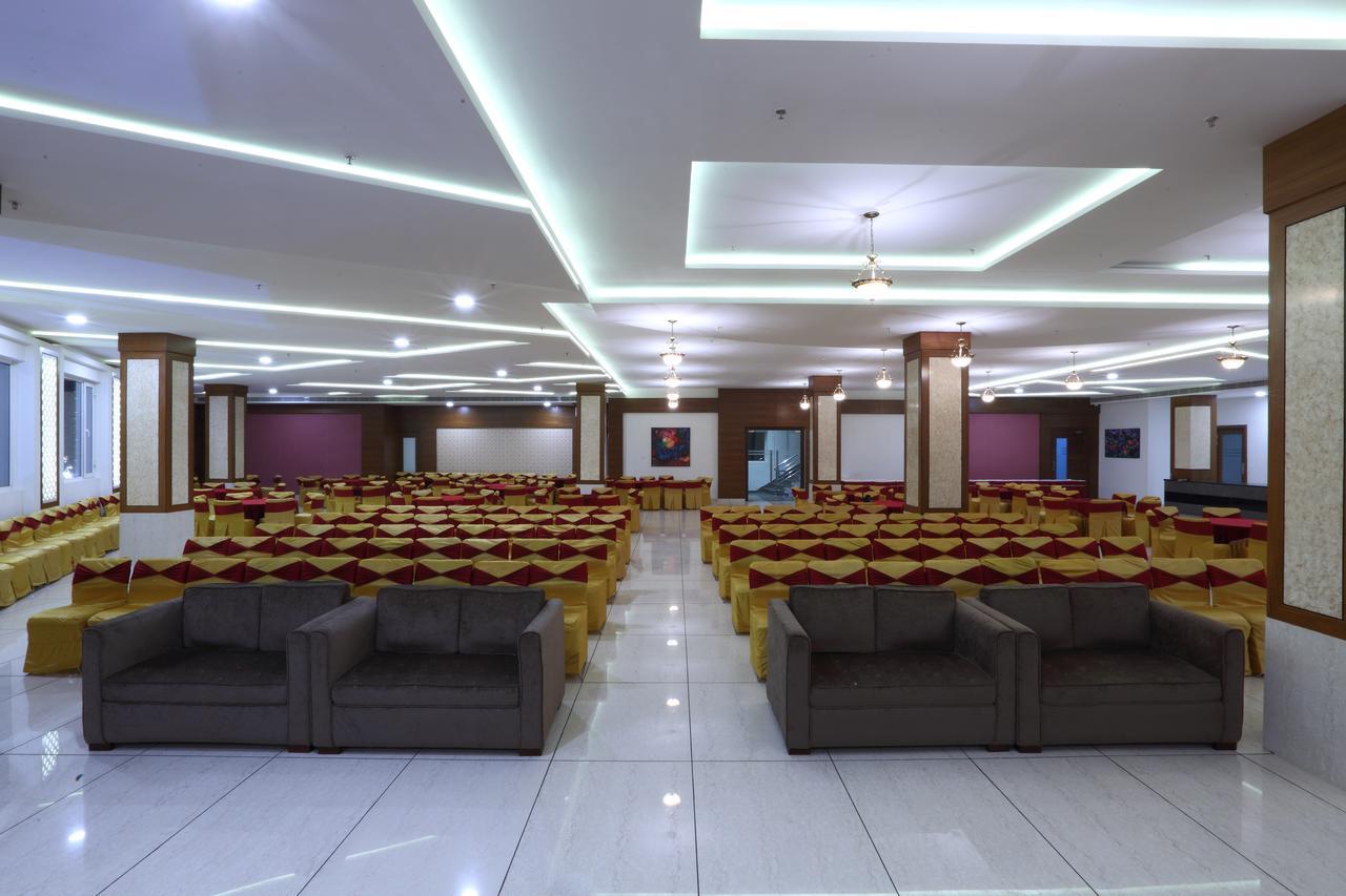Grand Hotel Nawanshahr Nawāshahr エクステリア 写真