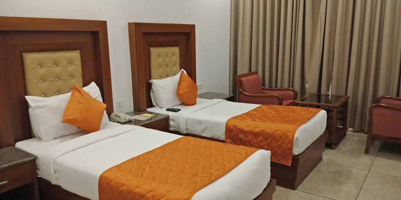 Grand Hotel Nawanshahr Nawāshahr エクステリア 写真