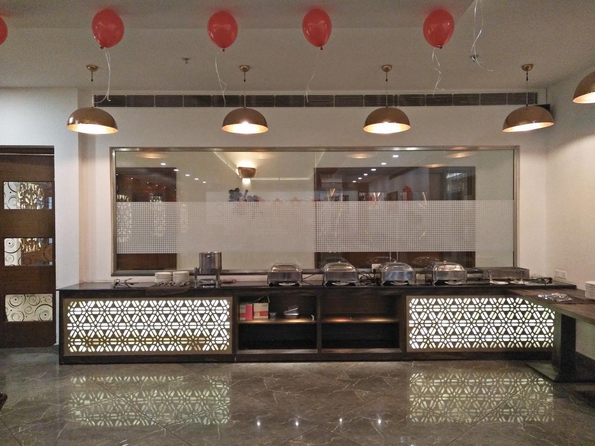Grand Hotel Nawanshahr Nawāshahr エクステリア 写真