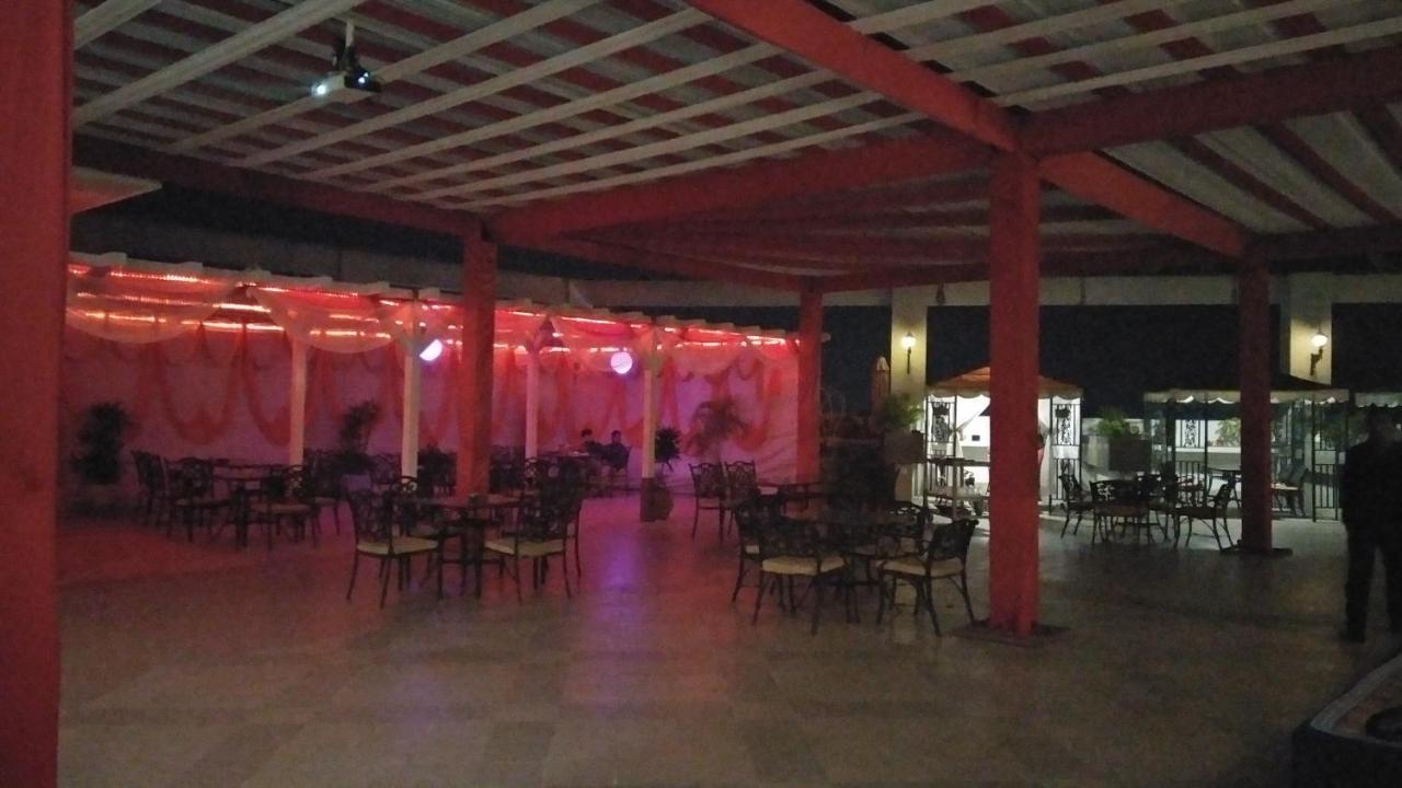 Grand Hotel Nawanshahr Nawāshahr エクステリア 写真